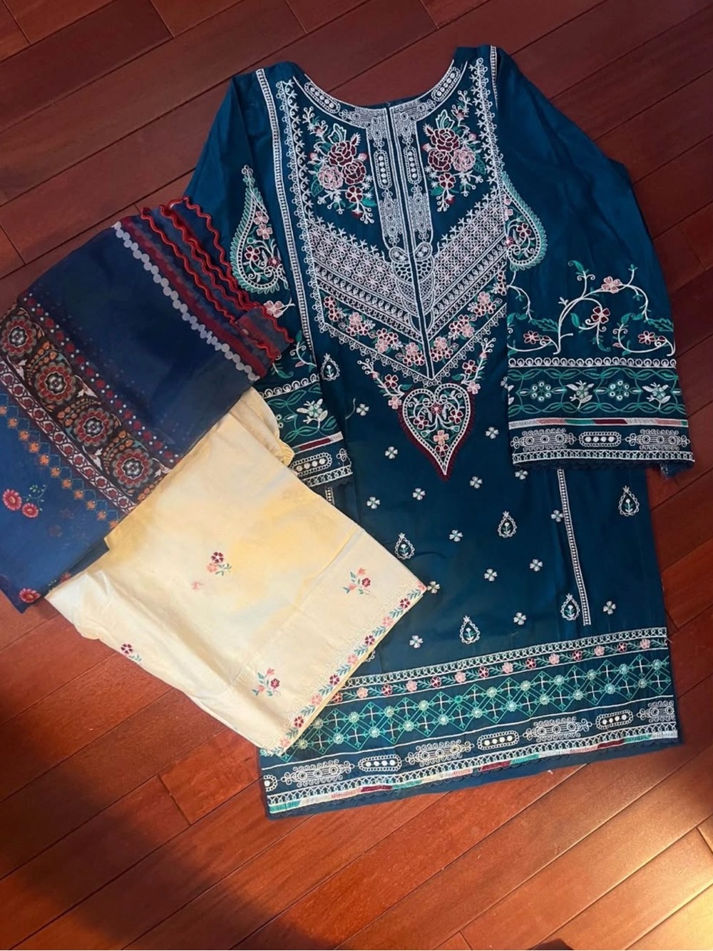 3 piece Embroidered Teal womens ' Tunic Top with Floral Detail